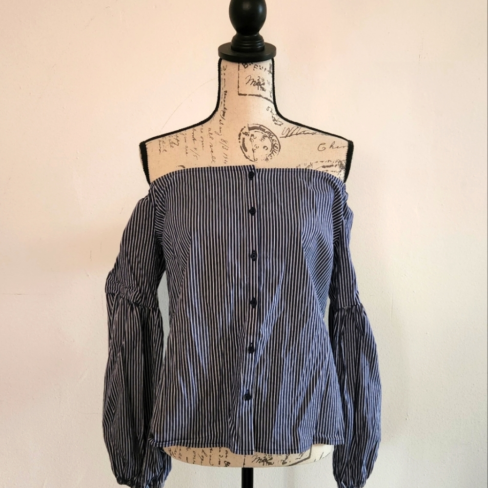Off the Shoulder Express Long Sleeve, Puff Sleeve button down Top